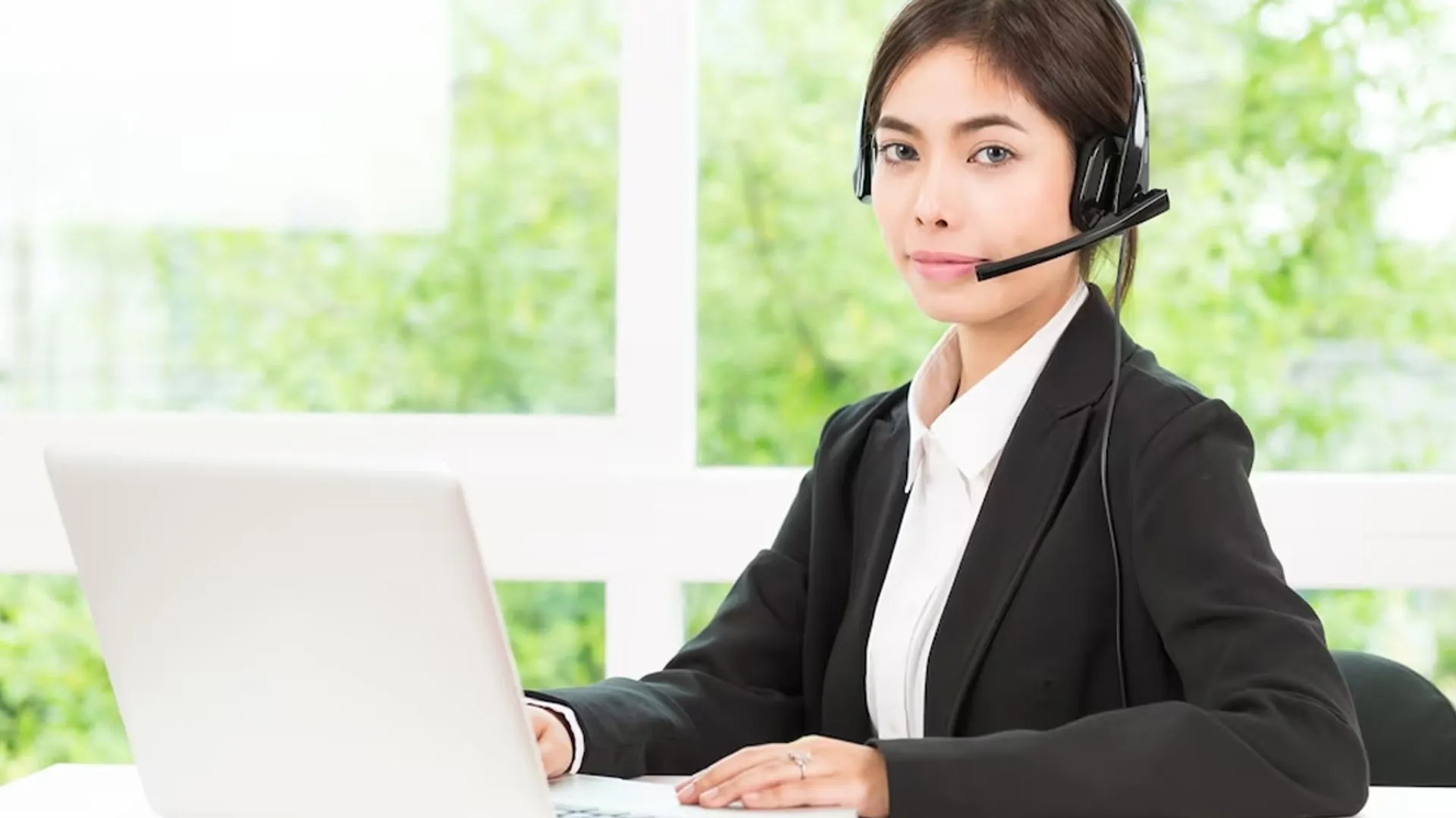 Hình ảnh hỗ trợ khách hàng Sin88